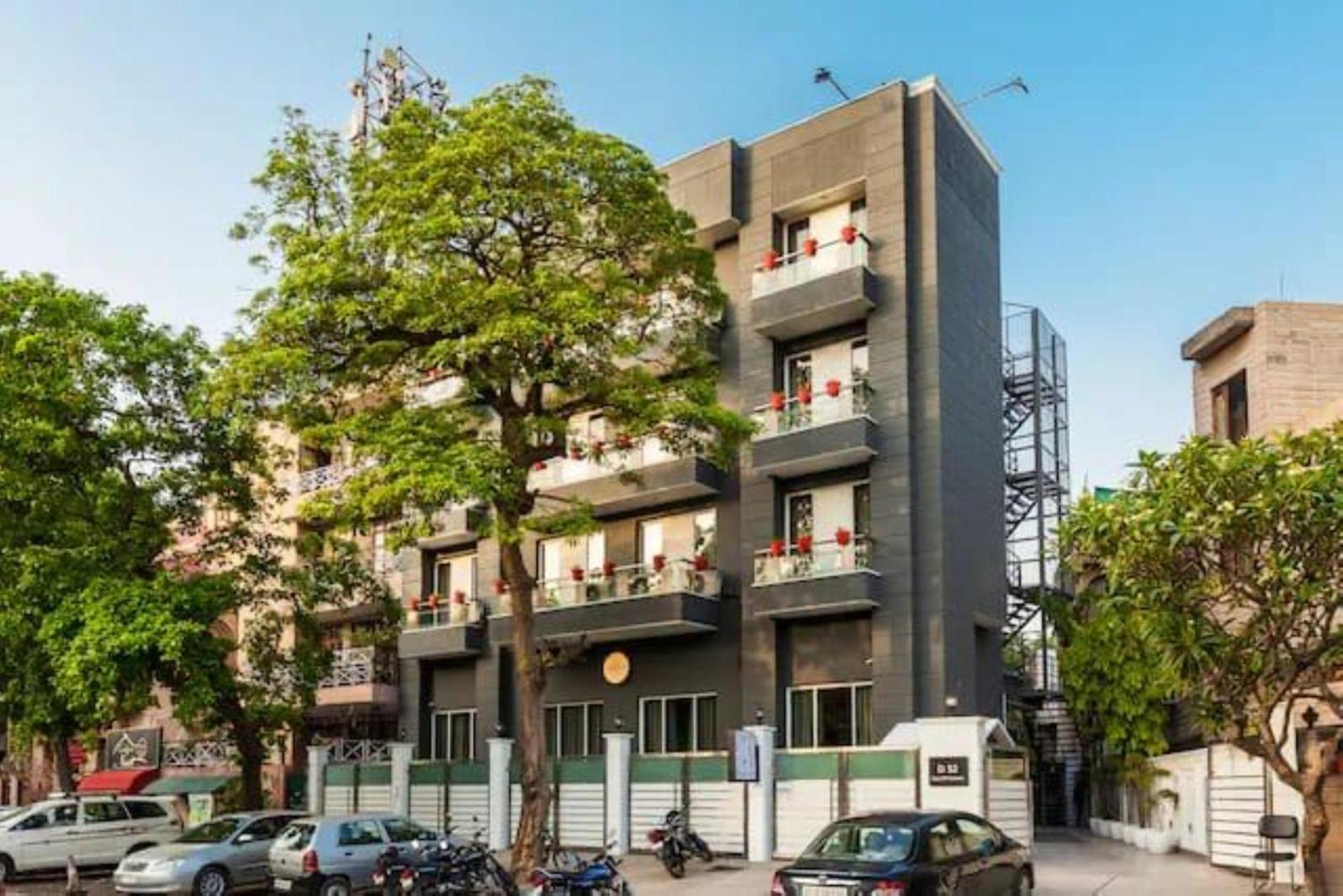 Majestic - East Of Kailash 3* New Delhi