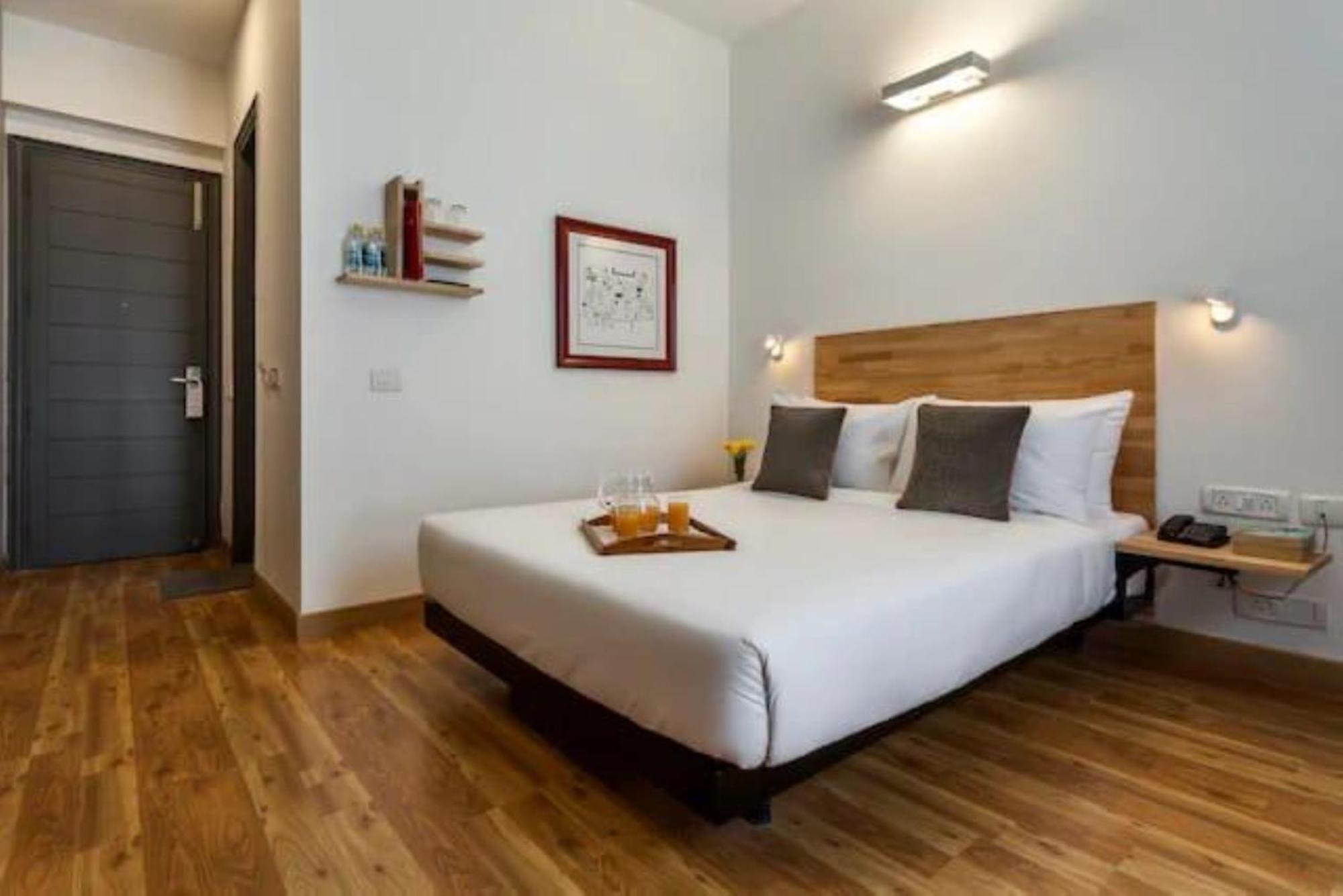 Majestic - East Of Kailash 3*